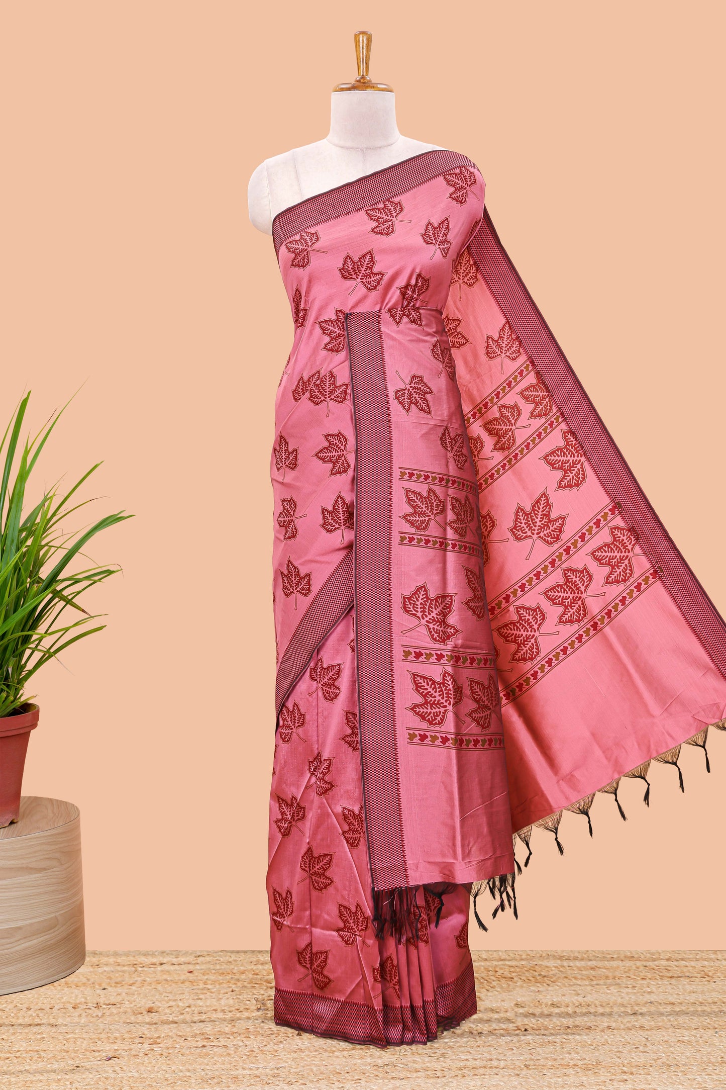 Pink leaf motifs poly cotton saree with self border and pallu