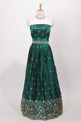 Classic embroidered dhavani style