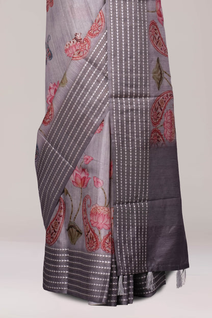 Compact pallu styling