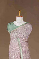  Contrast pallu finish 