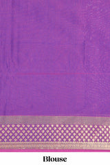 Contrast zari border