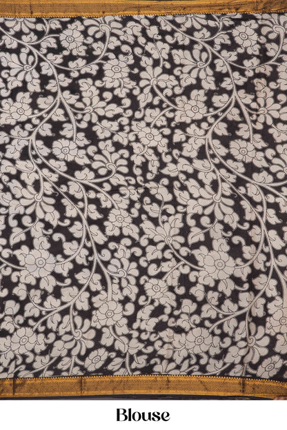 Contrast zari border saree