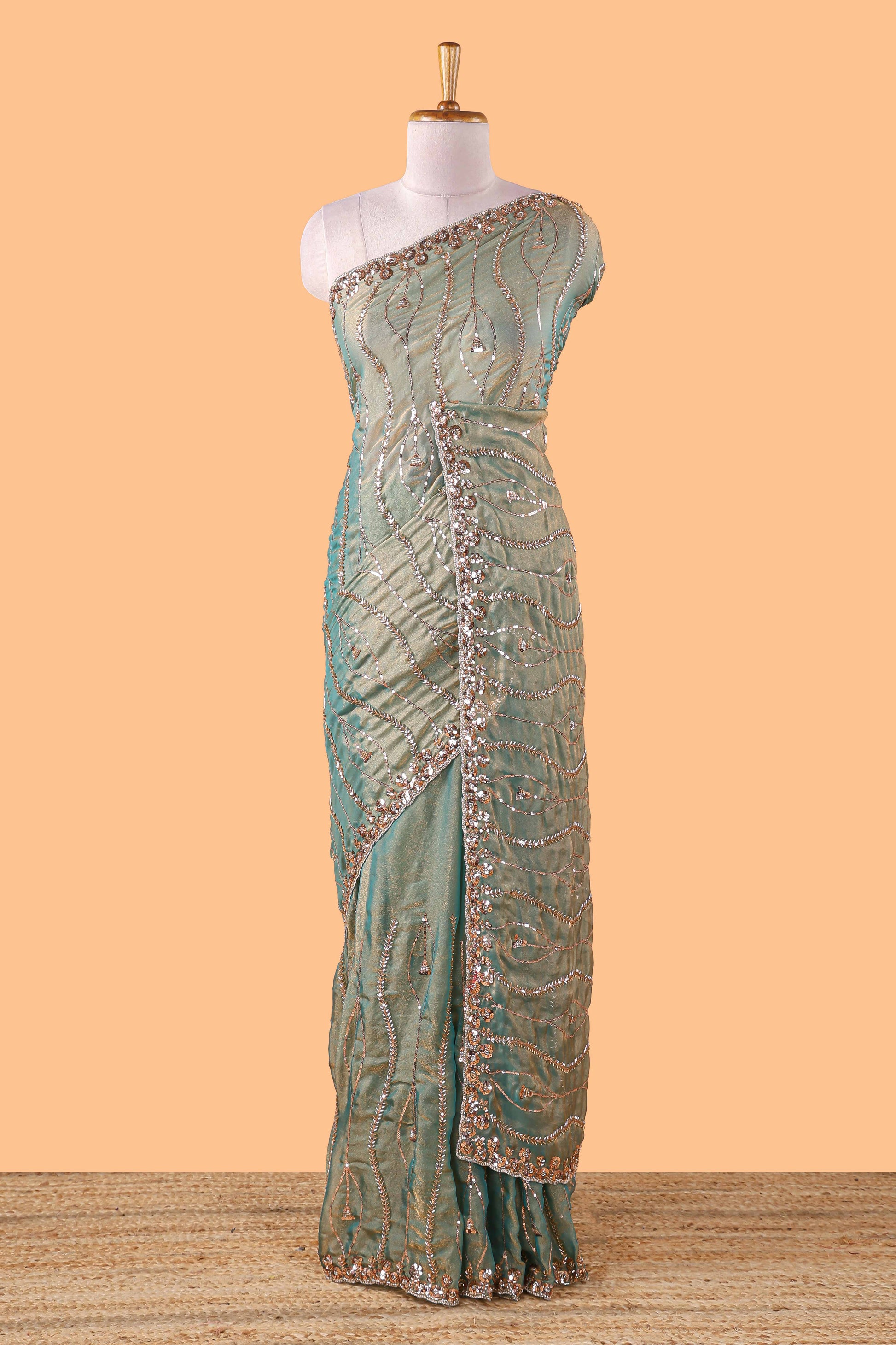 Decorative border feature