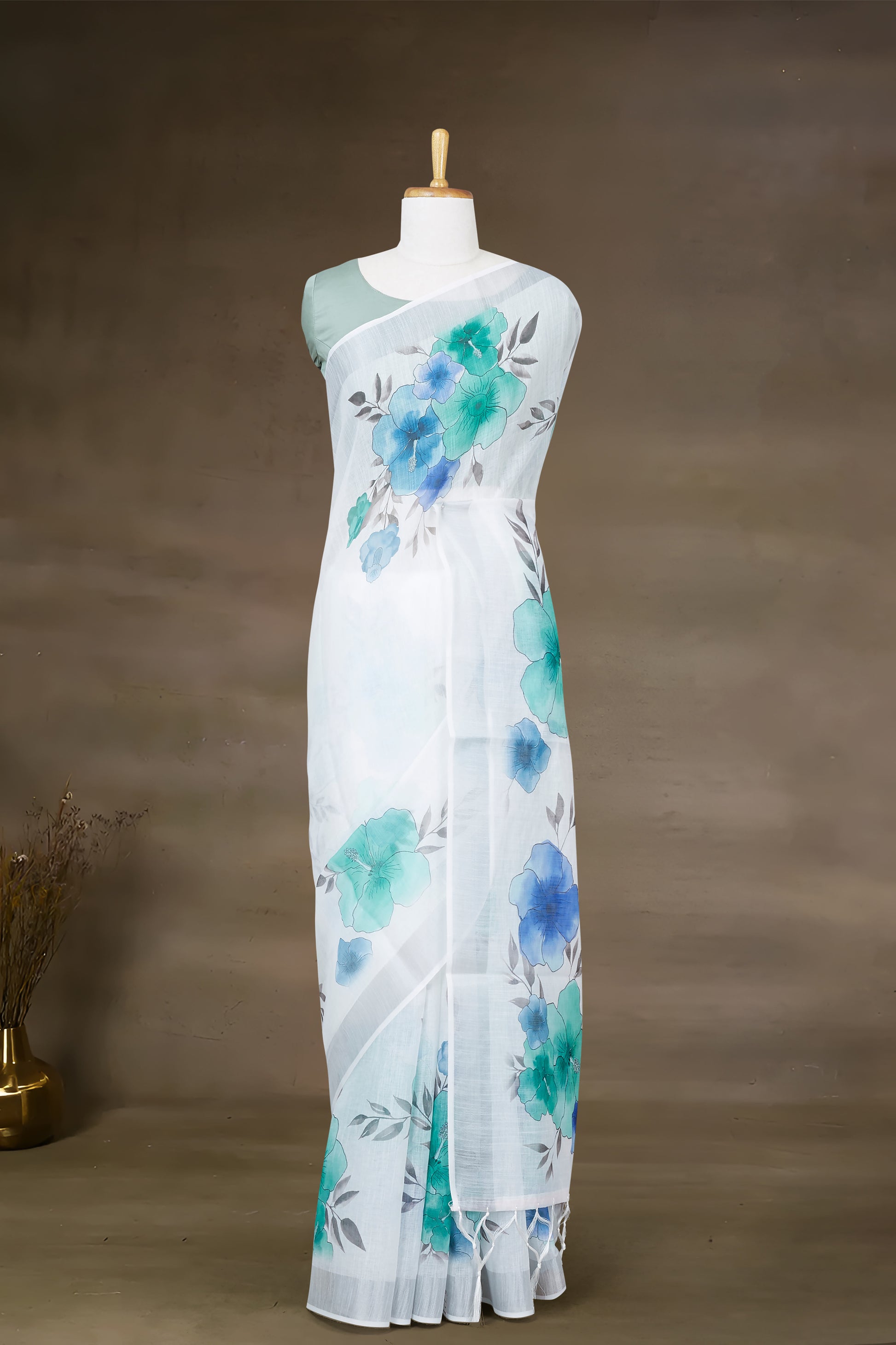 Digital print white  linen saree