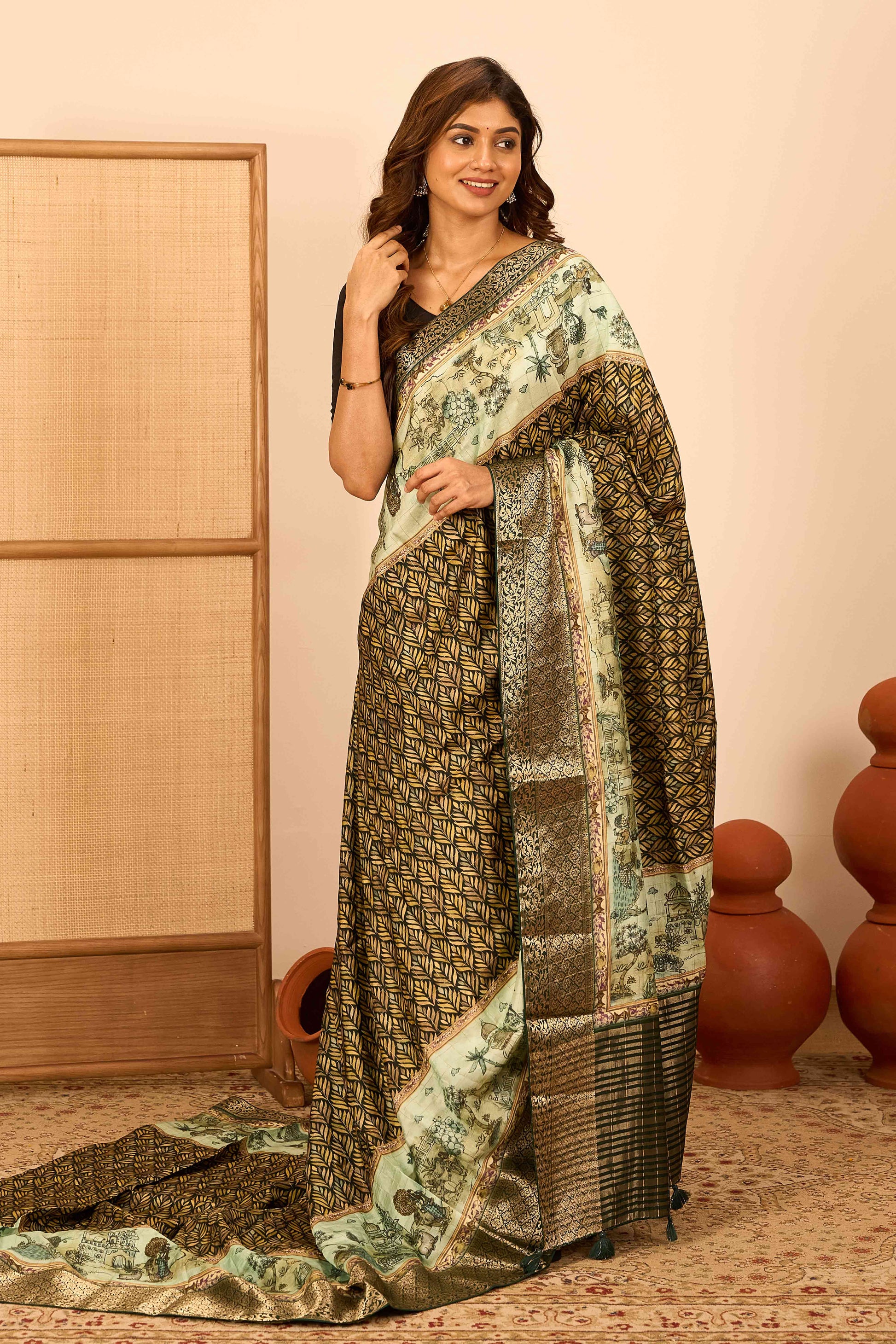 Dola Silk With trendy Prints