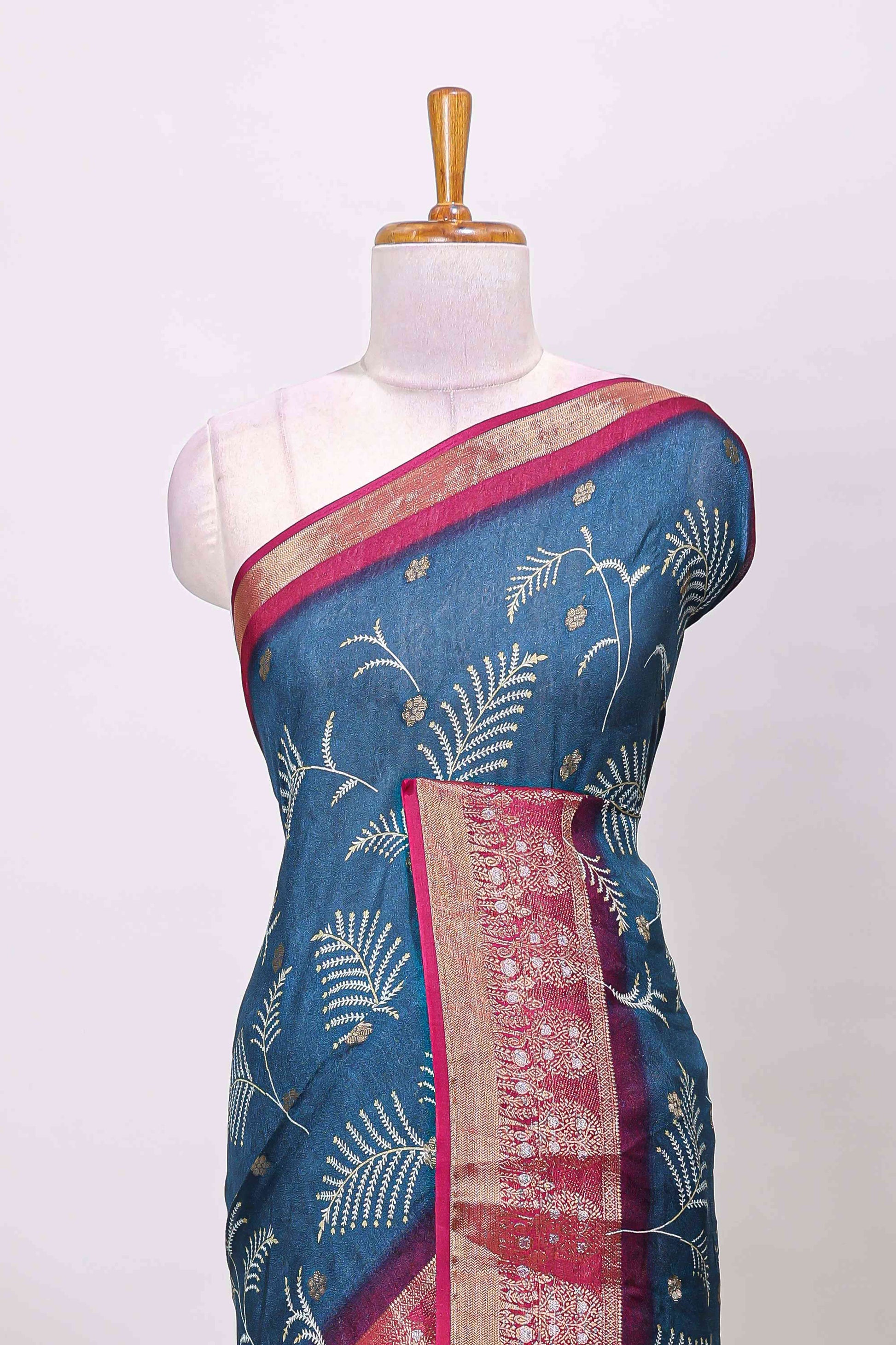 Dual tone border styling