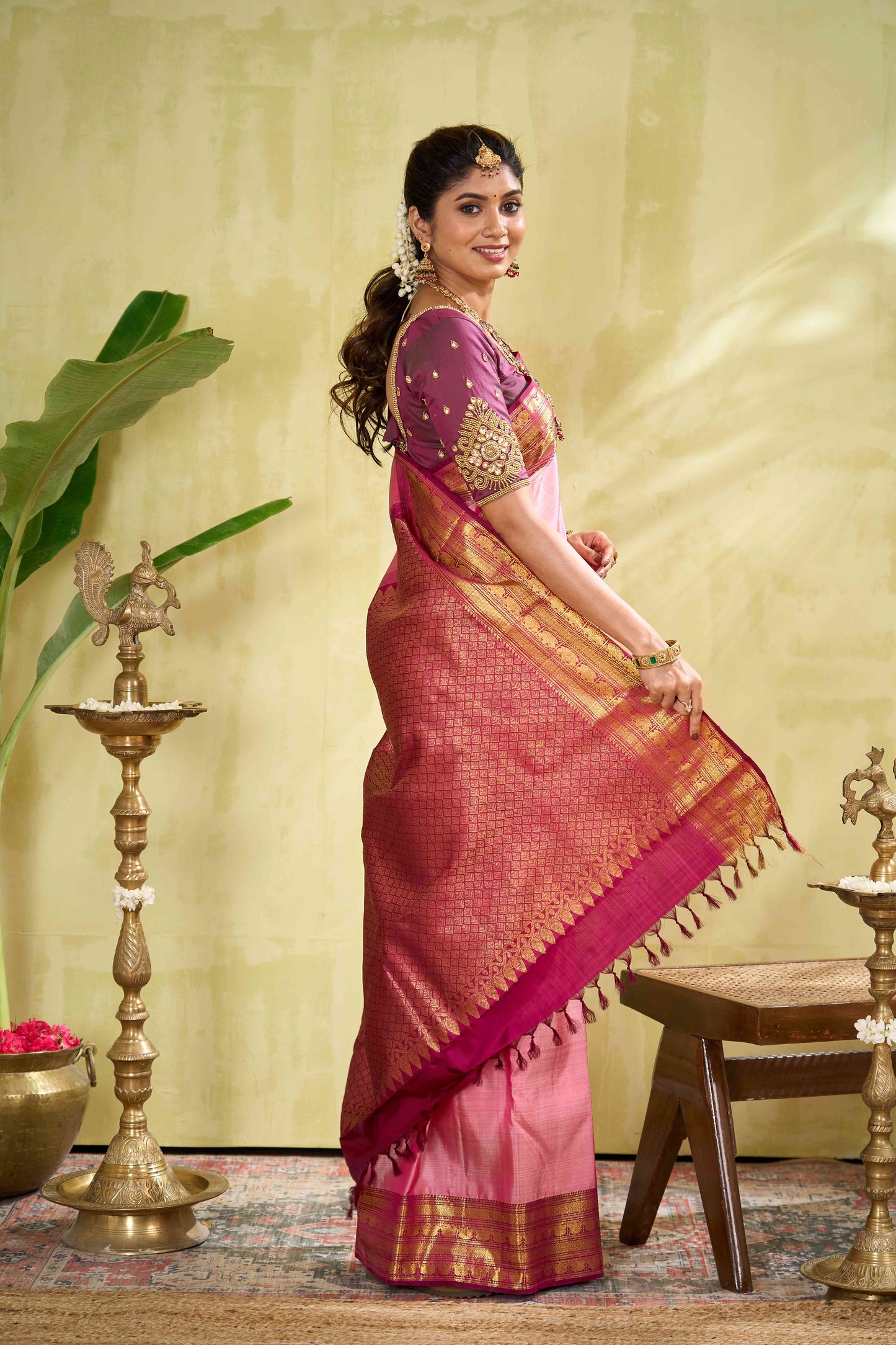 Elegant baby pink Kanchipuram saree
