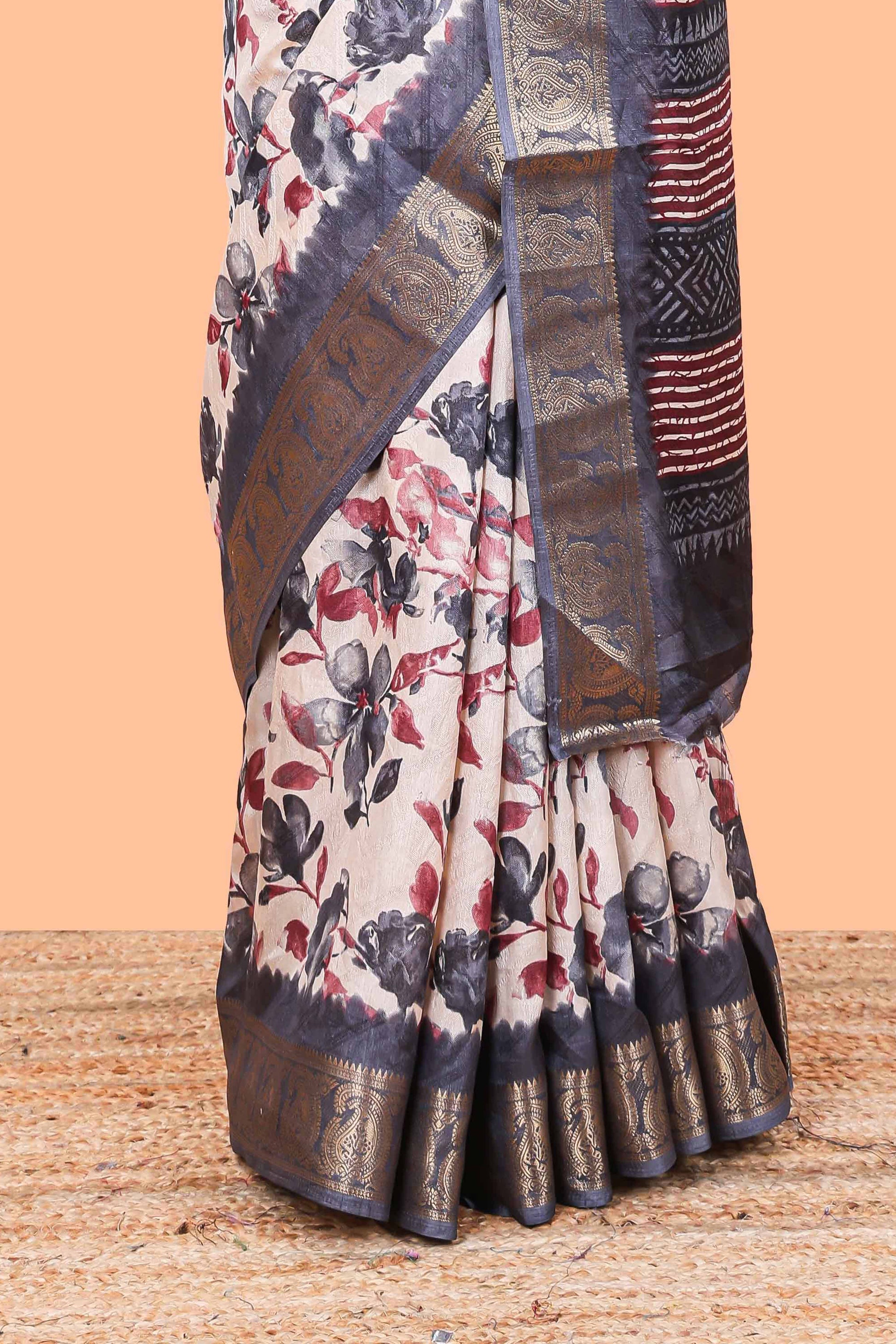 Elegant border detailing