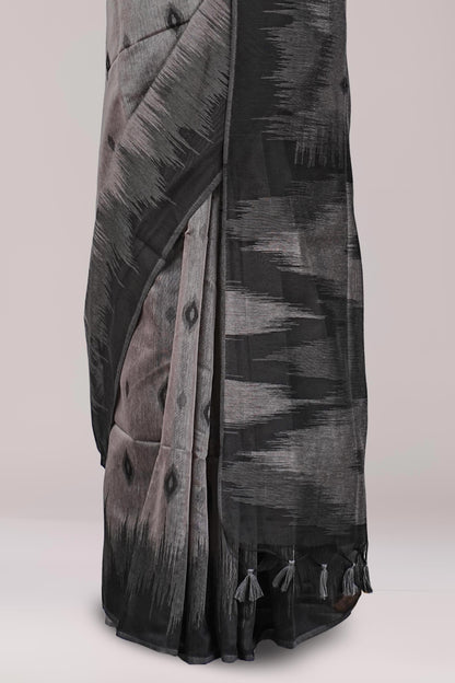 Elegant ethnic drape