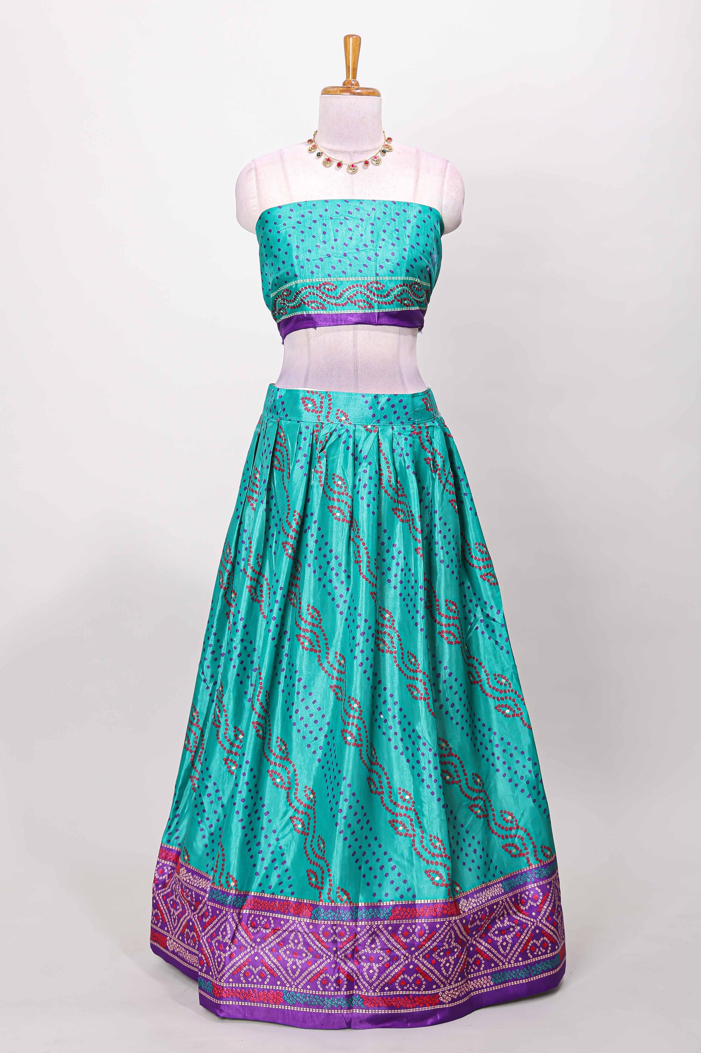 Elegant green dhavani wear