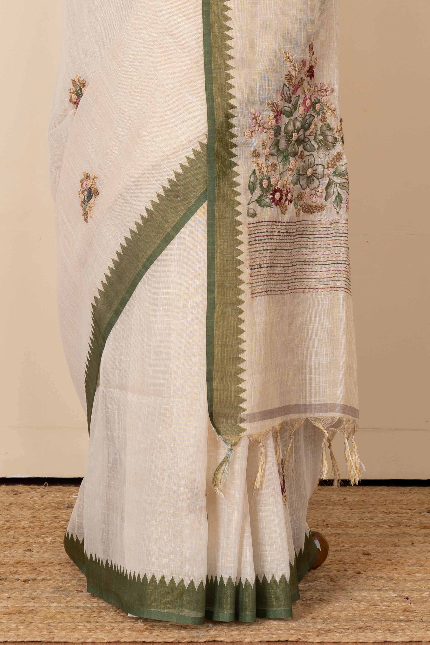 Floral embroidery linen saree
