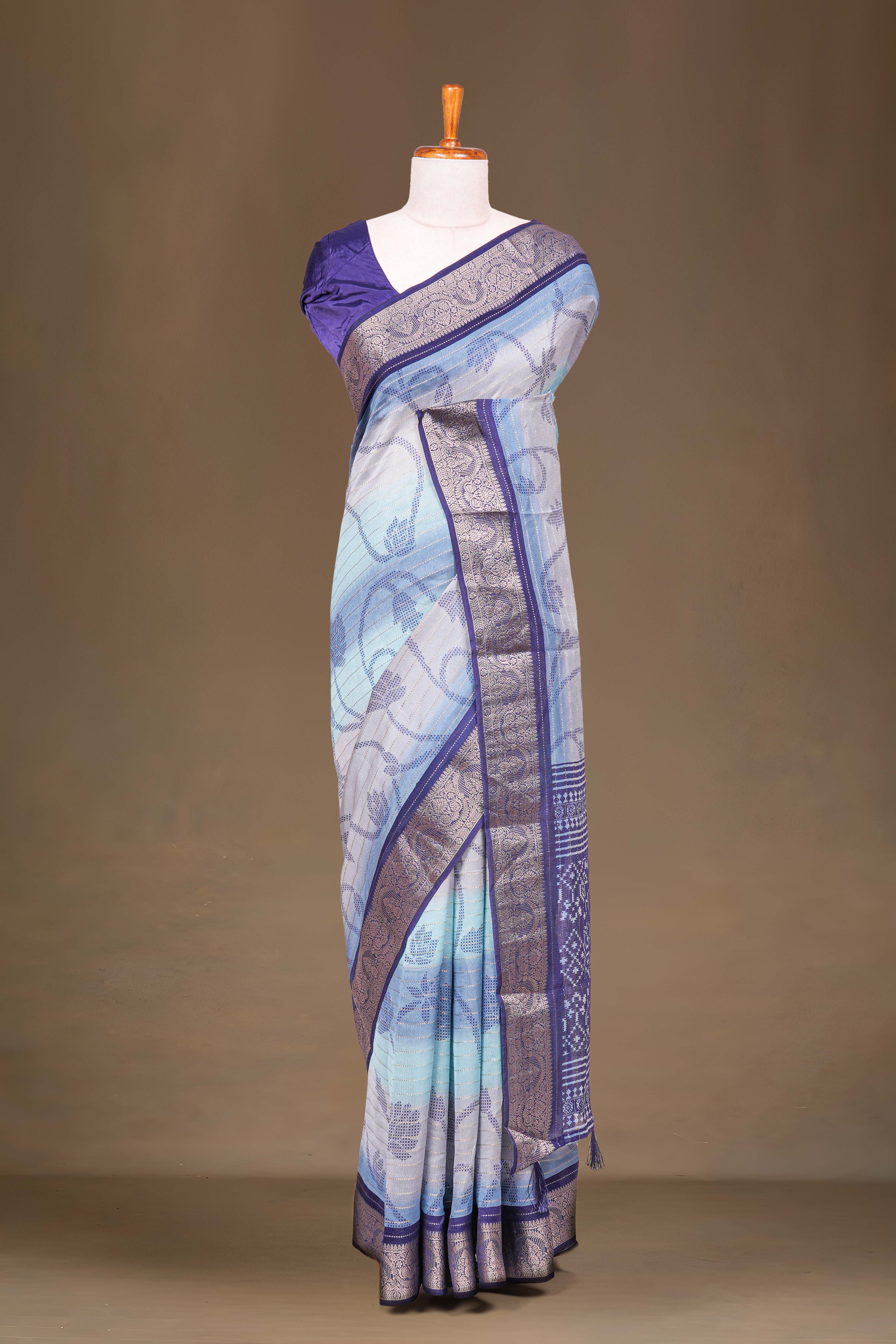 Floral motif accents