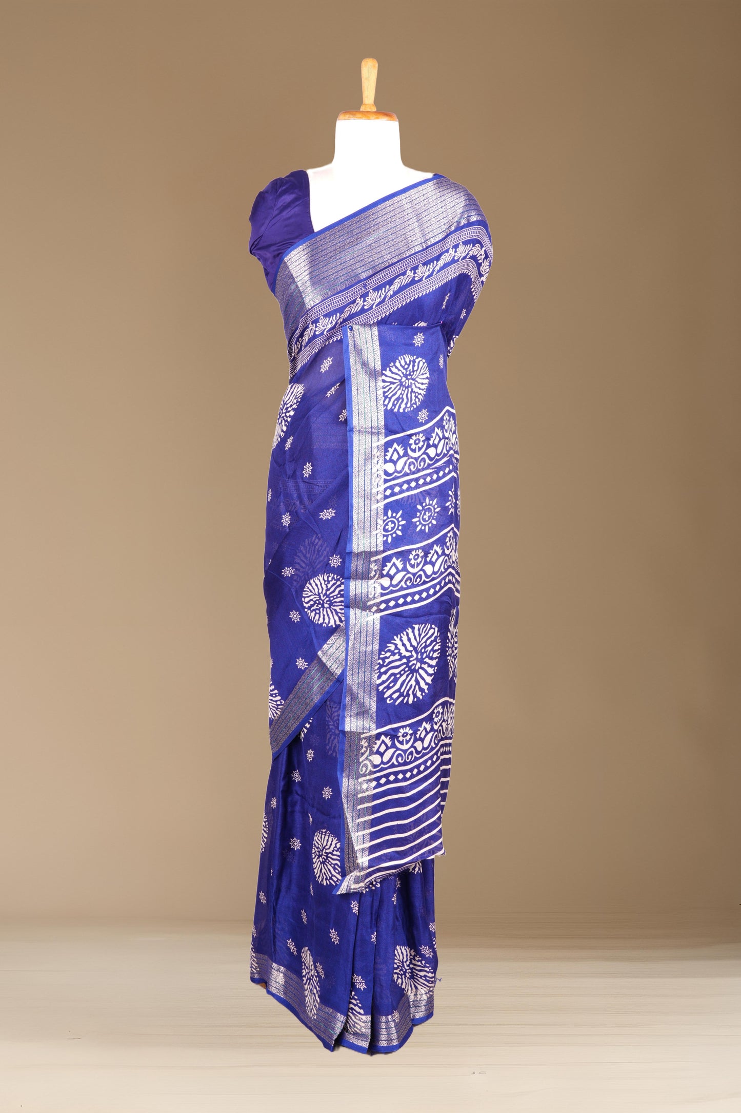 Floral motif full coverage