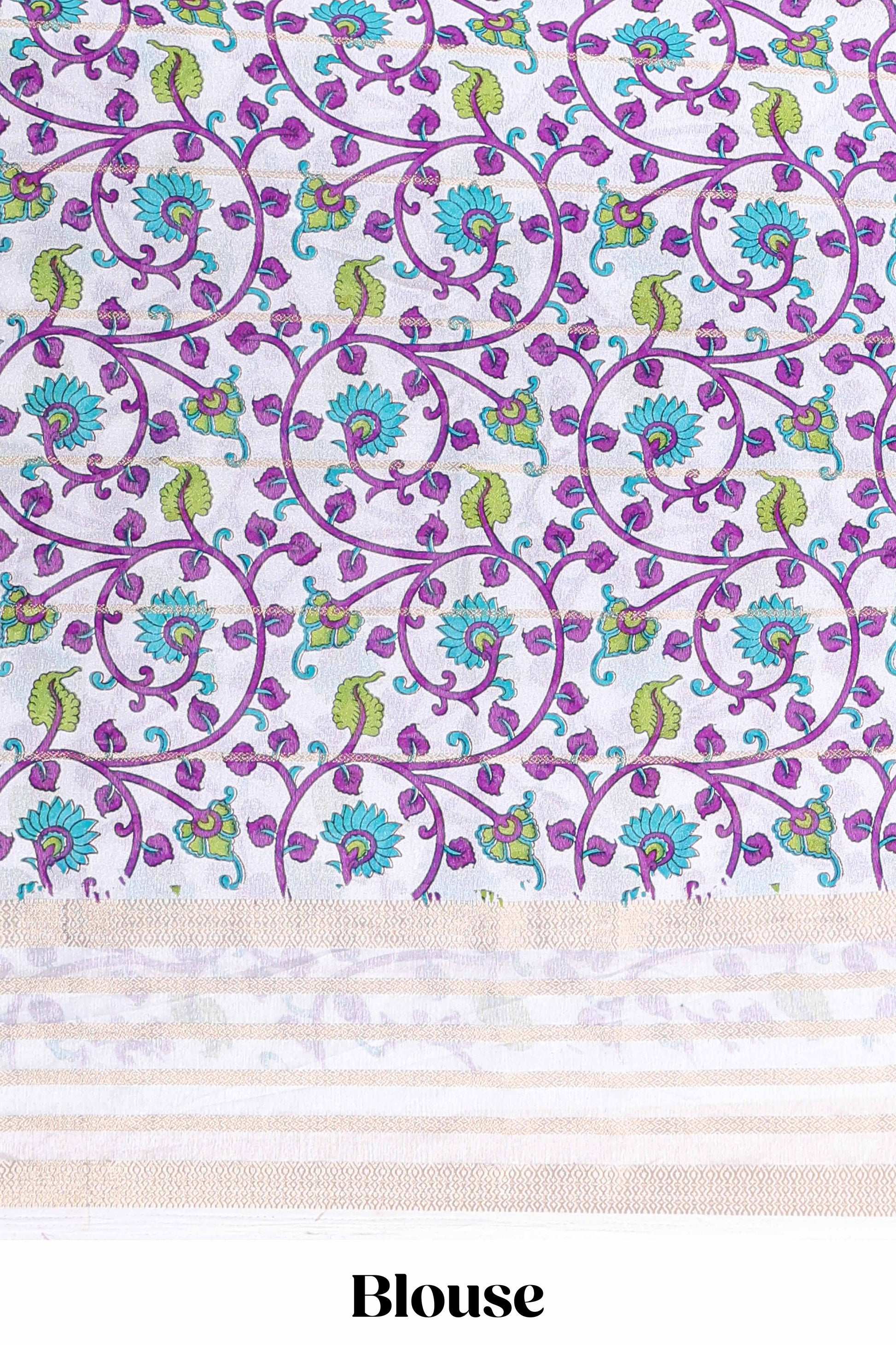 Floral pallu detailing