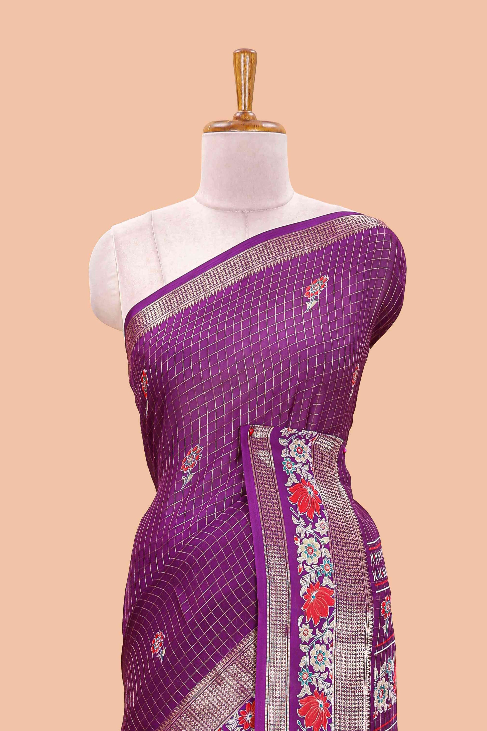  Floral printed pallu 
