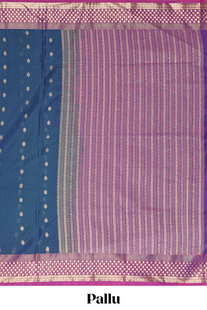 Floral zari butta detailing