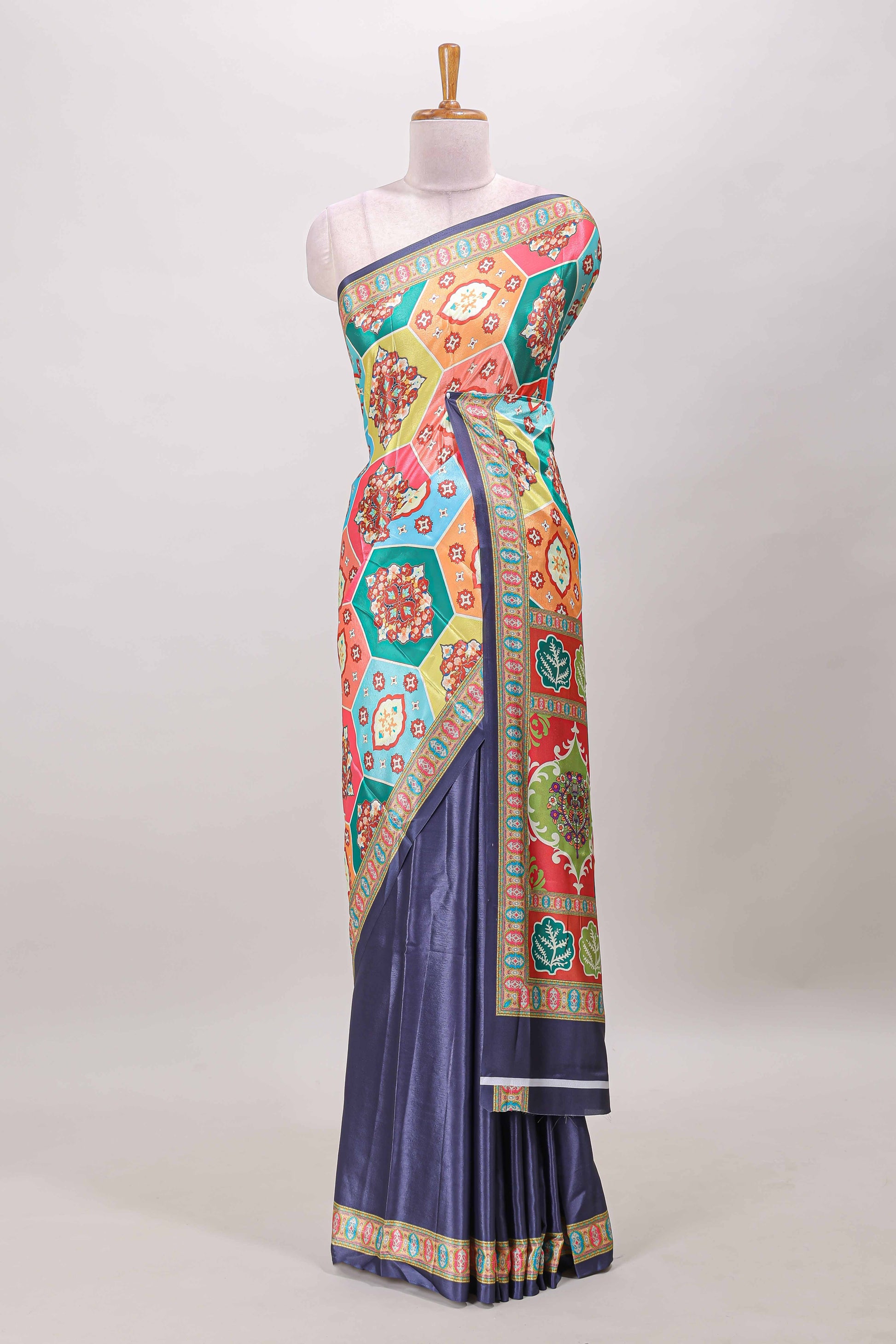 Geometric floral motif design