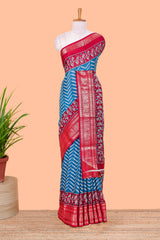 Geometric jacquard pattern