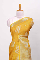 Gold zari edge detailing