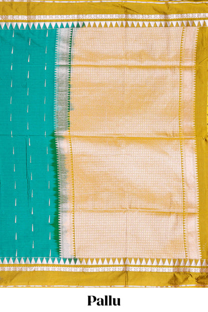 Graceful festive pallu