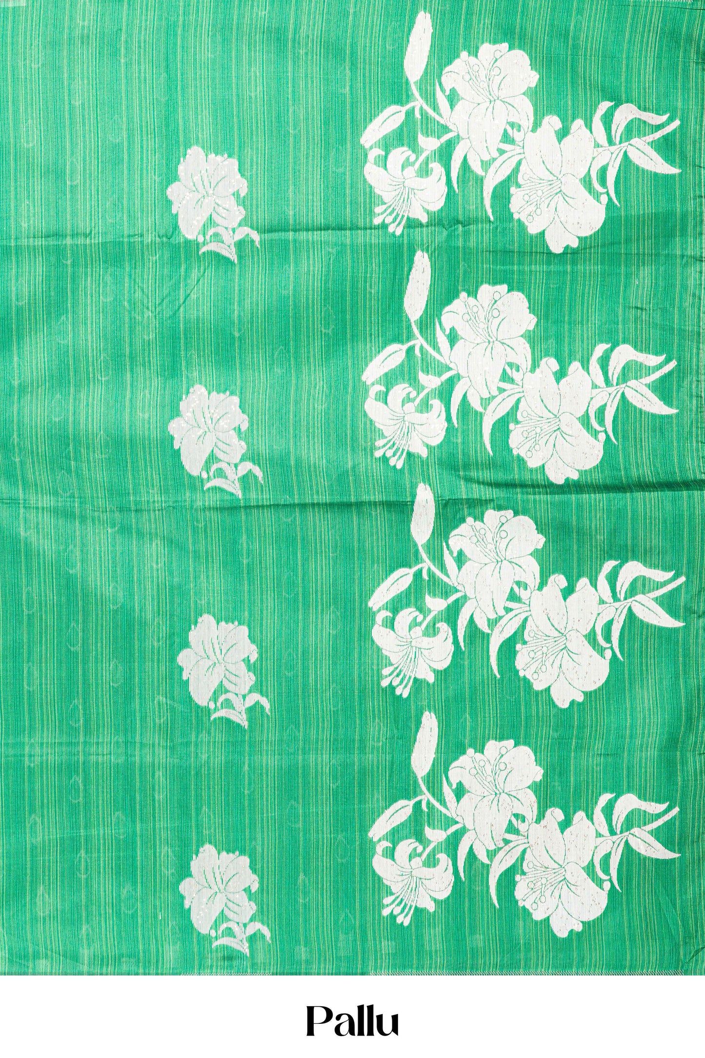 Graceful green traditional drape 
