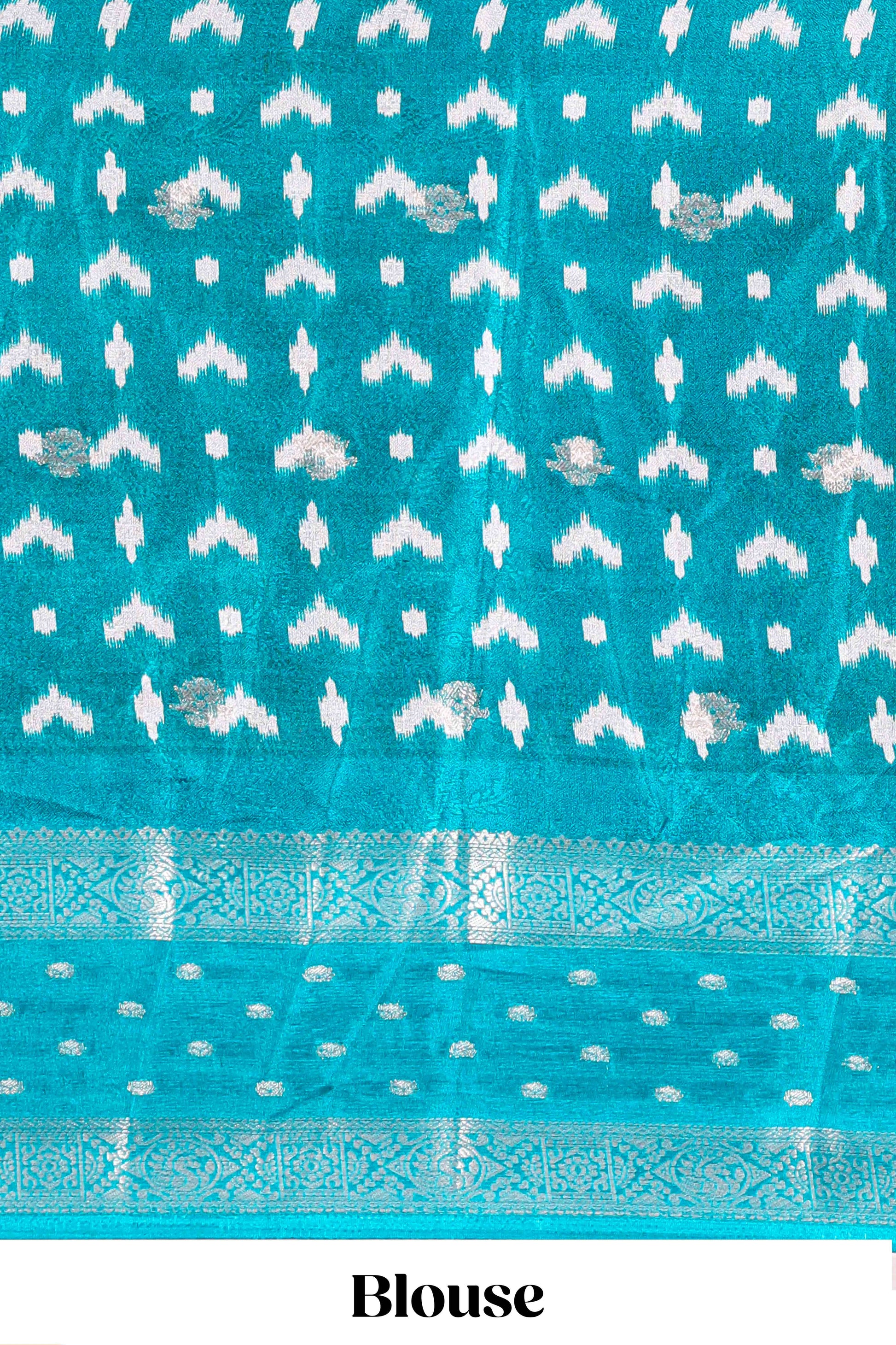Graceful saree finish