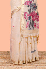Graceful traditional drape