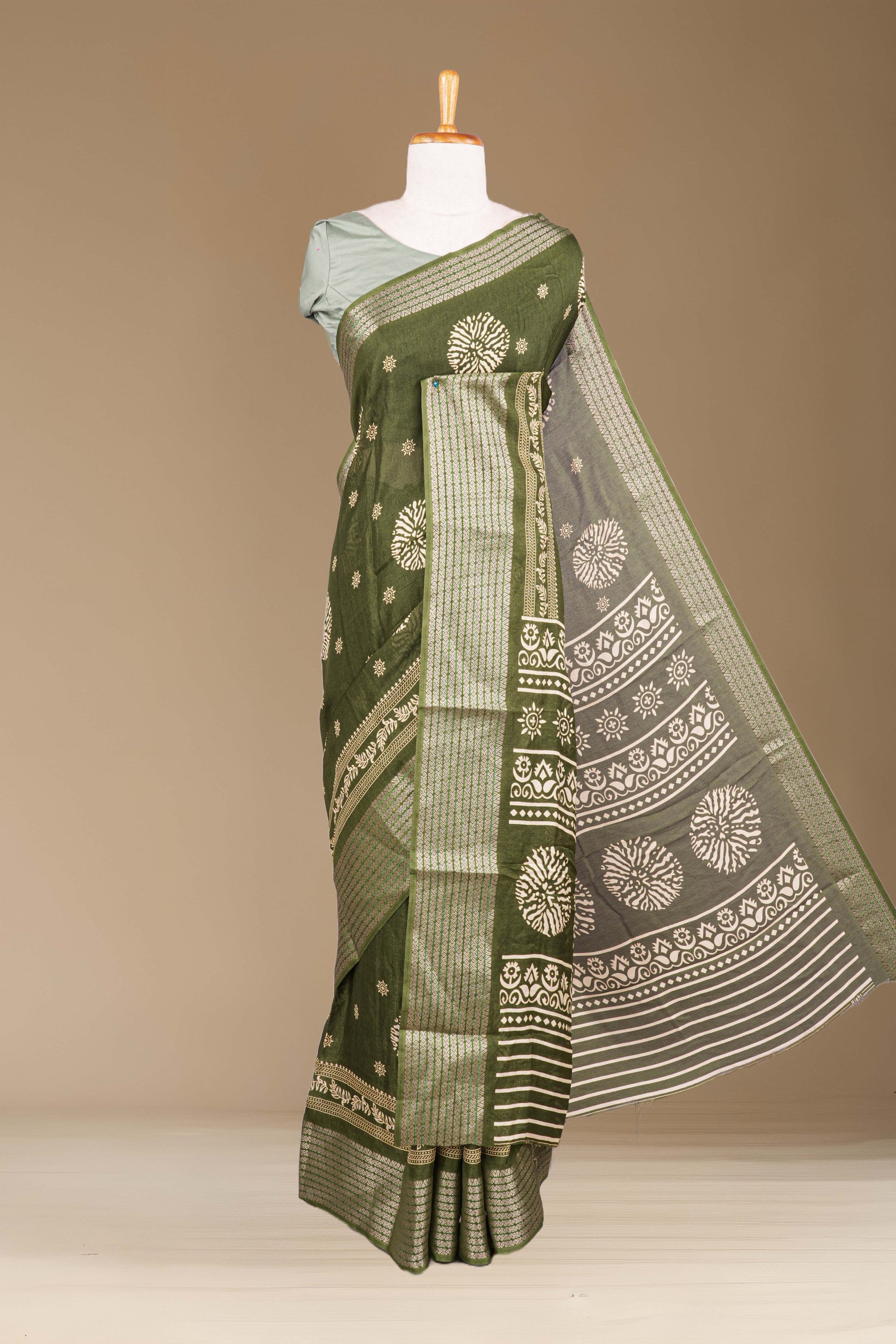 Green airy mellow weave