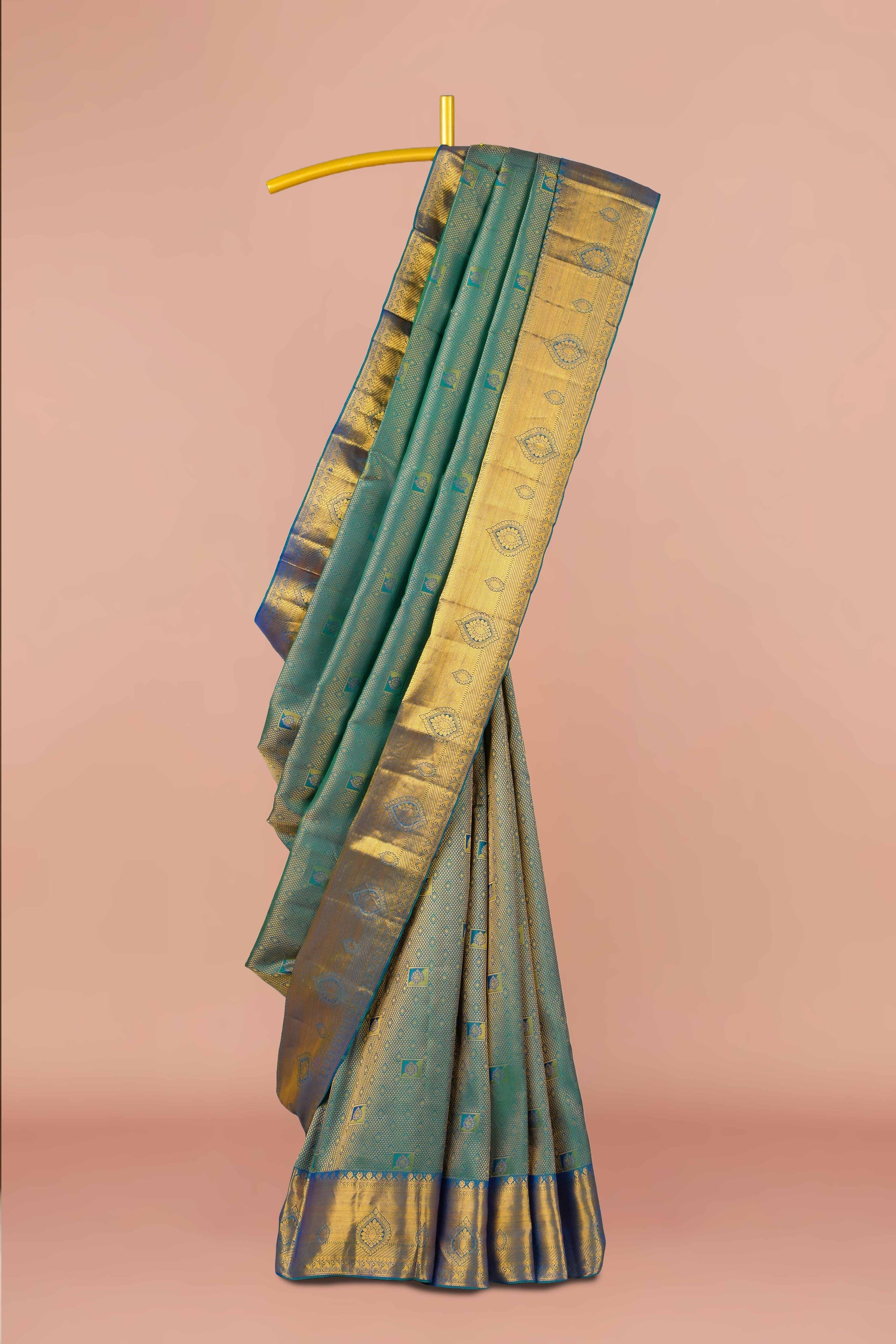 Green bridal kanchipuram silk saree