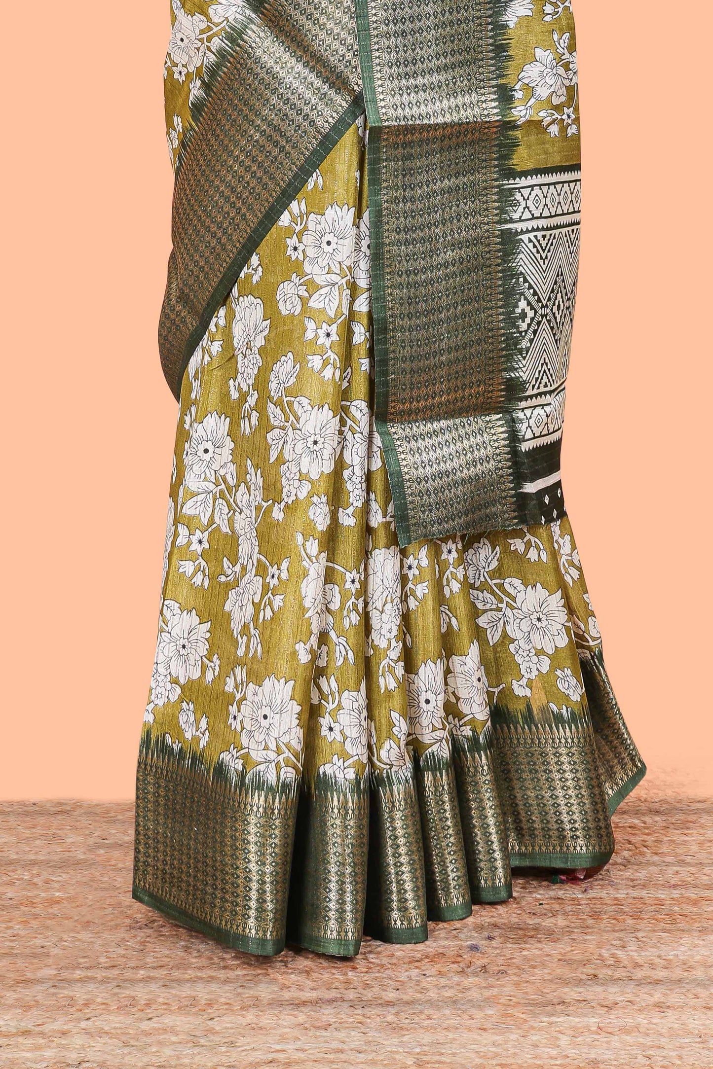 Green dola traditional saree