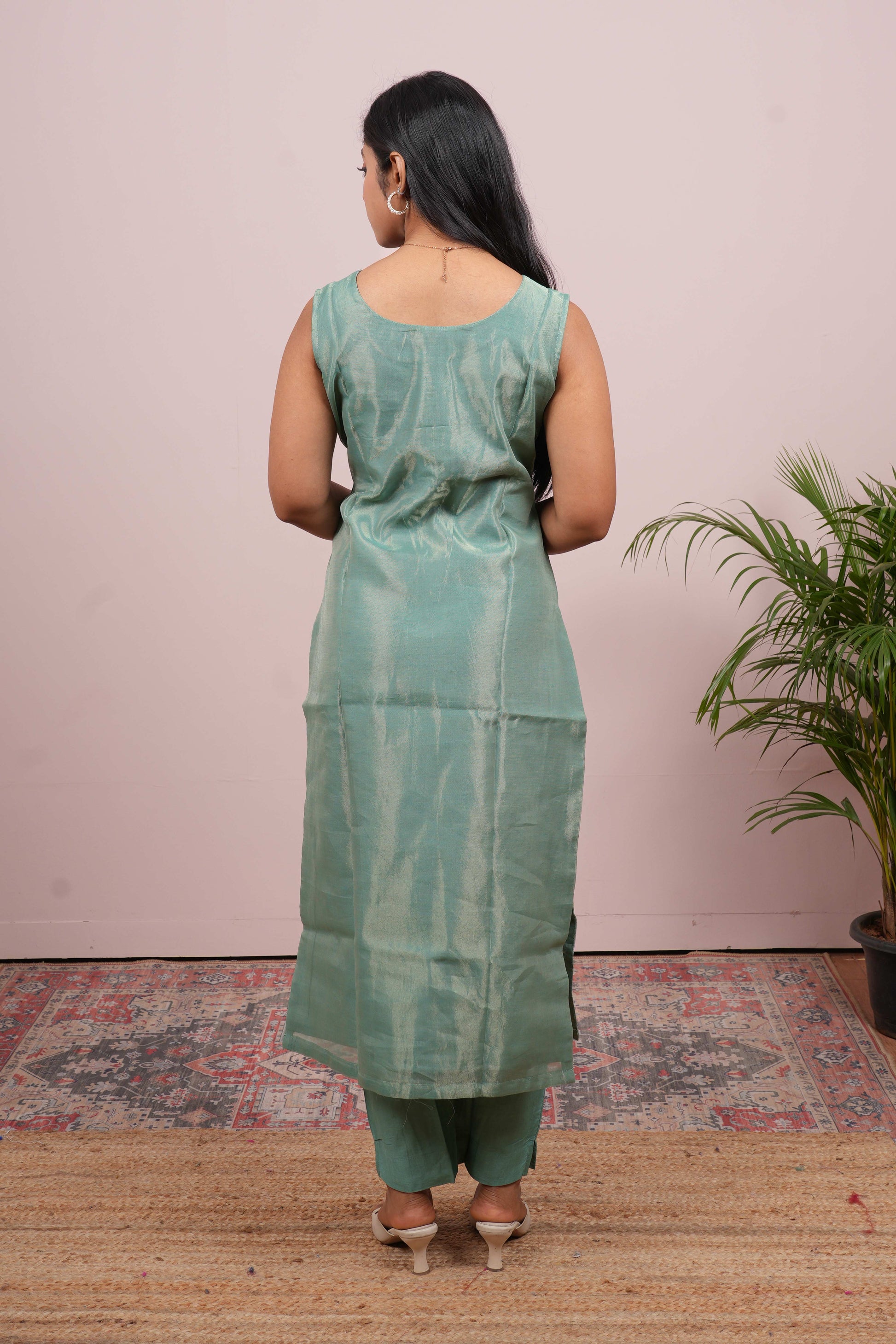 Green elegant ethnic chudidhar