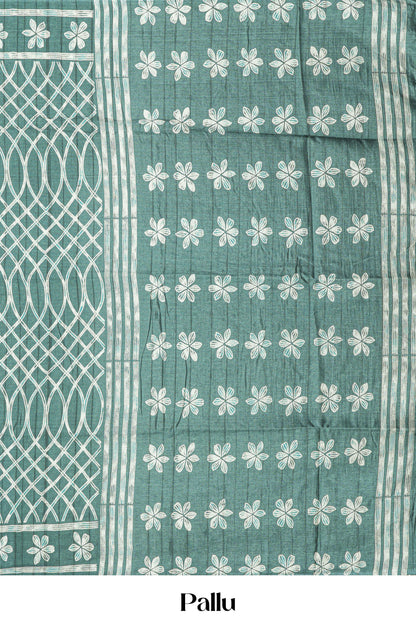 Green festive linen drape