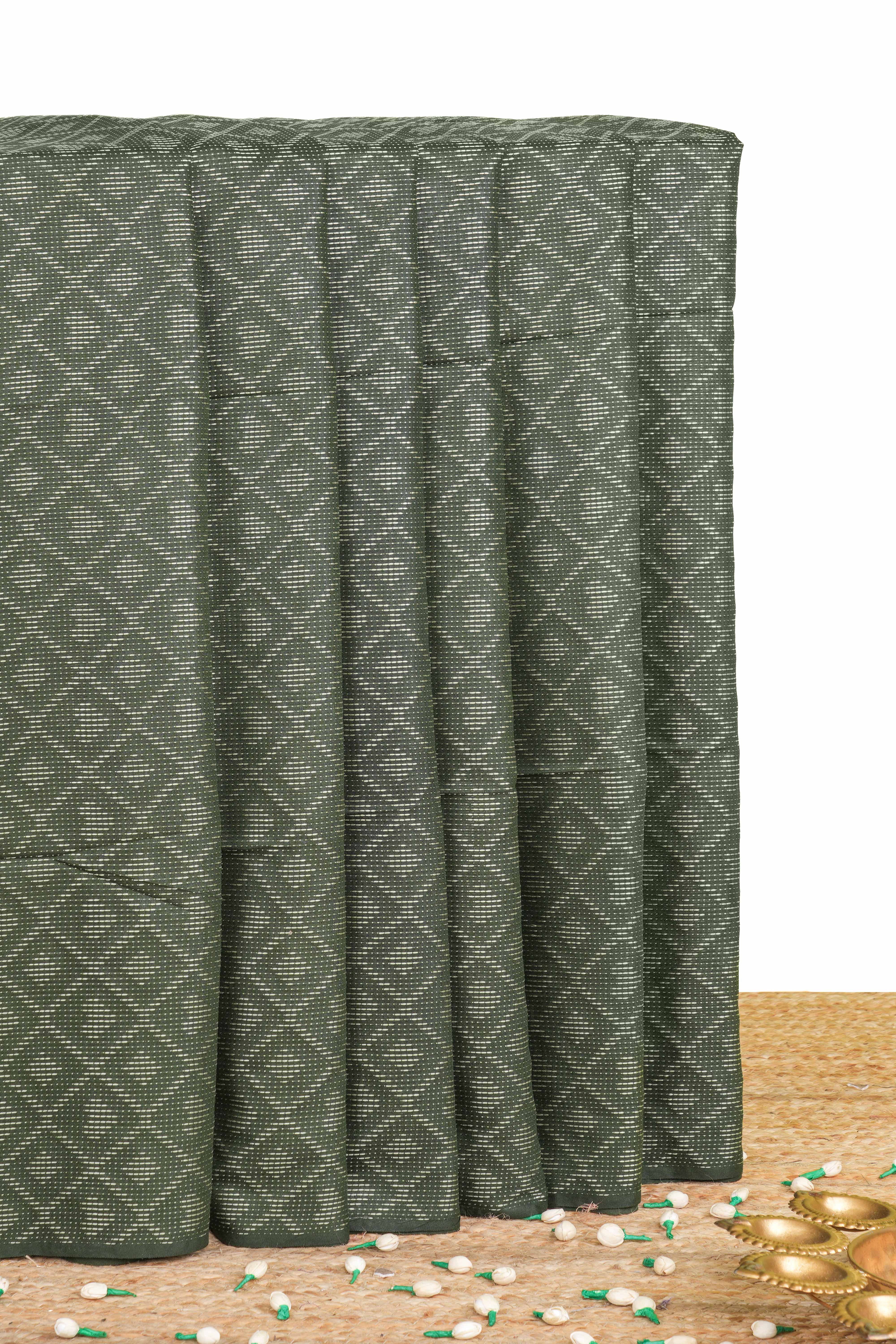 Green geometric linen saree 