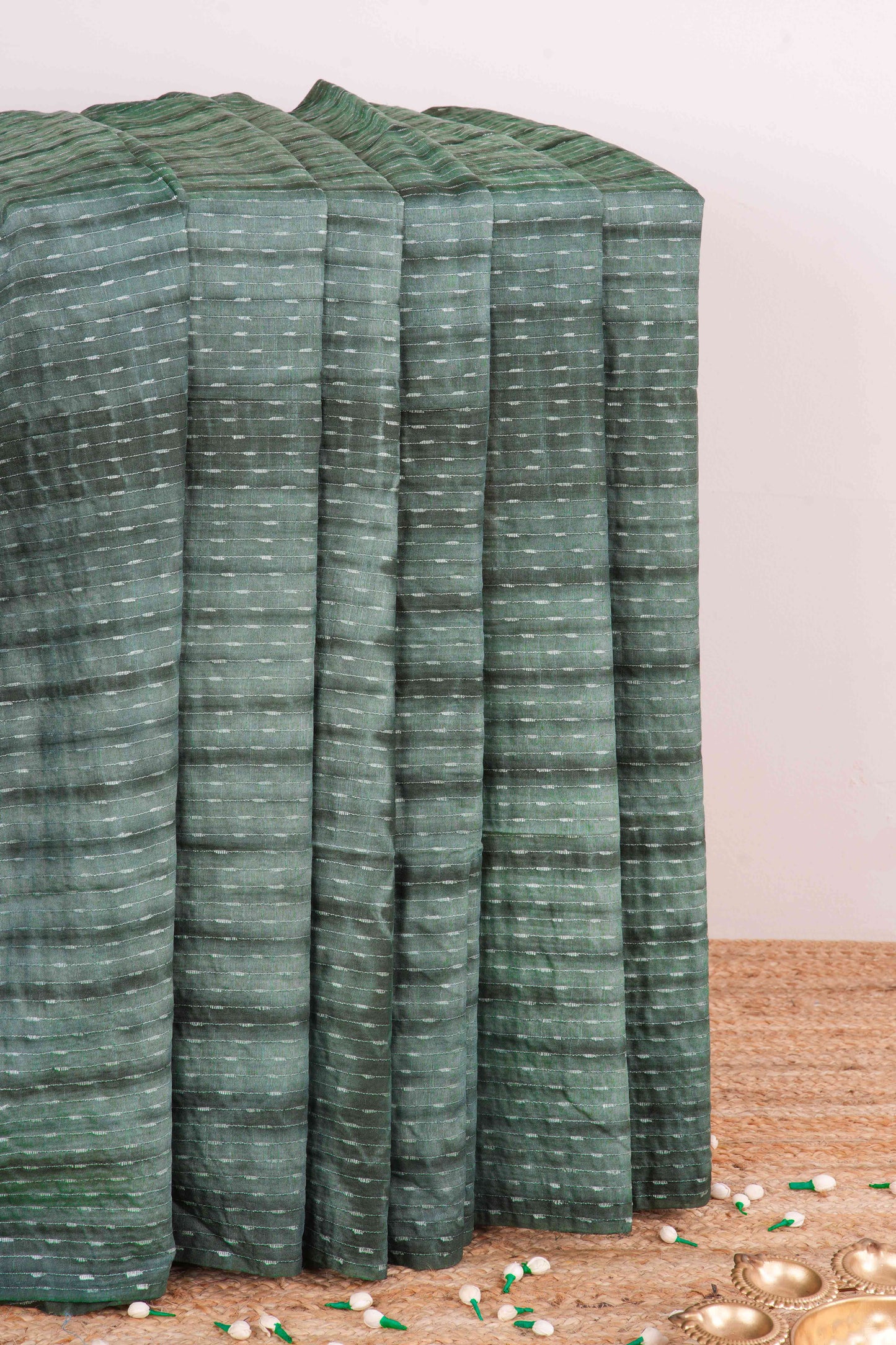 Green linen weave