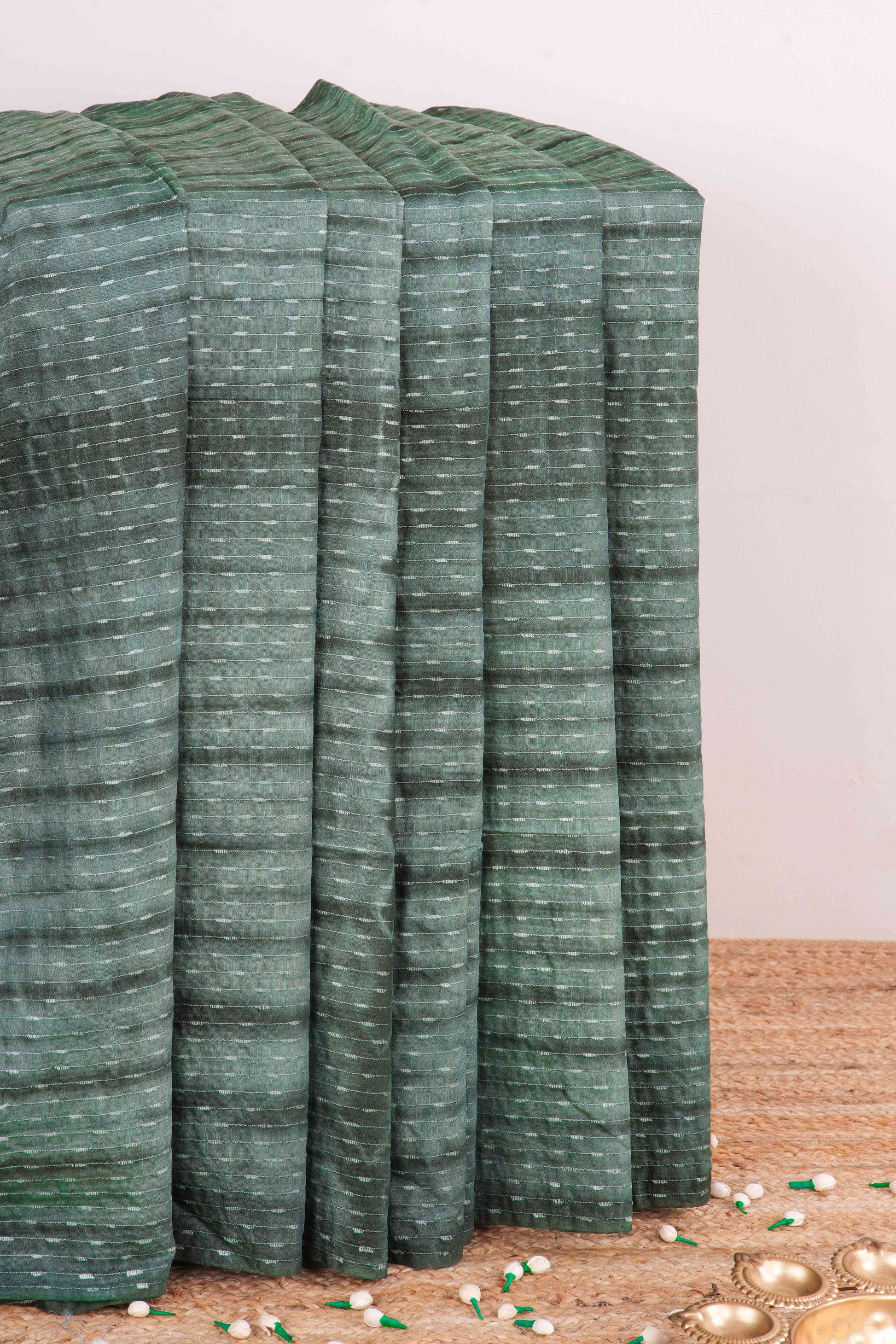 Green linen weave