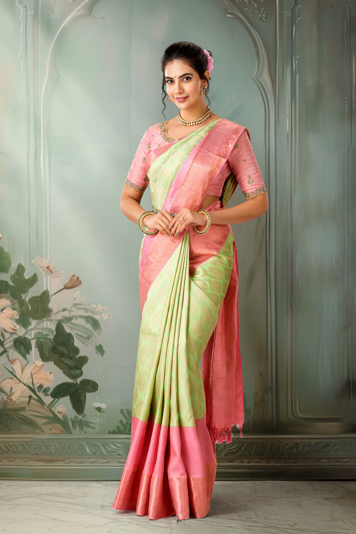 Green pink pallu silk saree