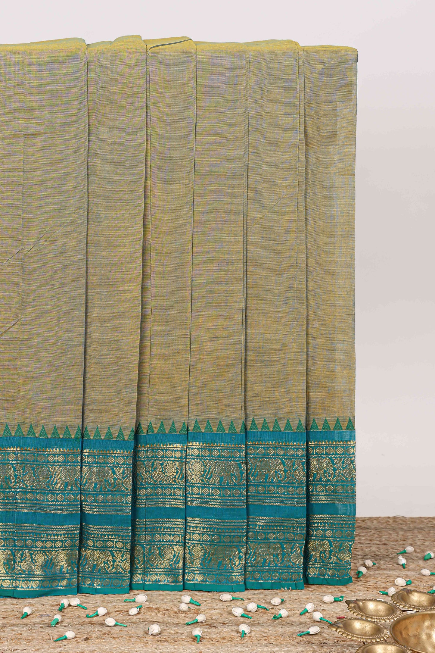 Green plain chettinad cotton saree
