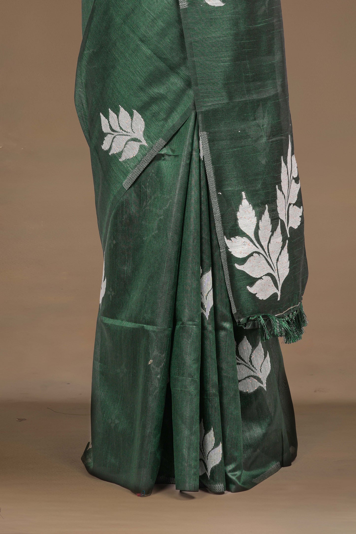 Green saree with Blouse coordinated pairing