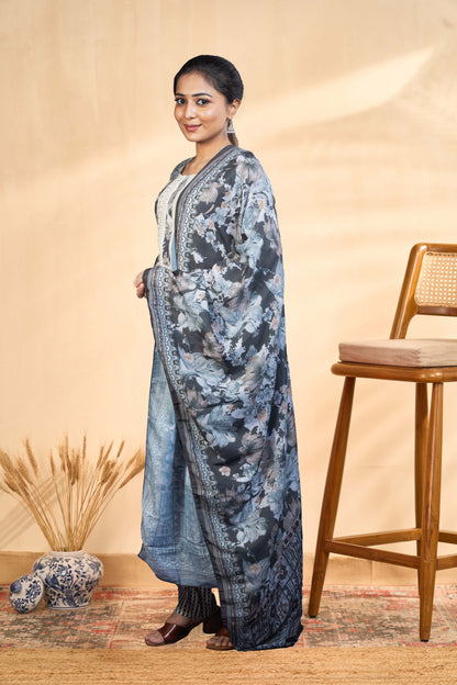 Grey cotton embroidered neckline suit