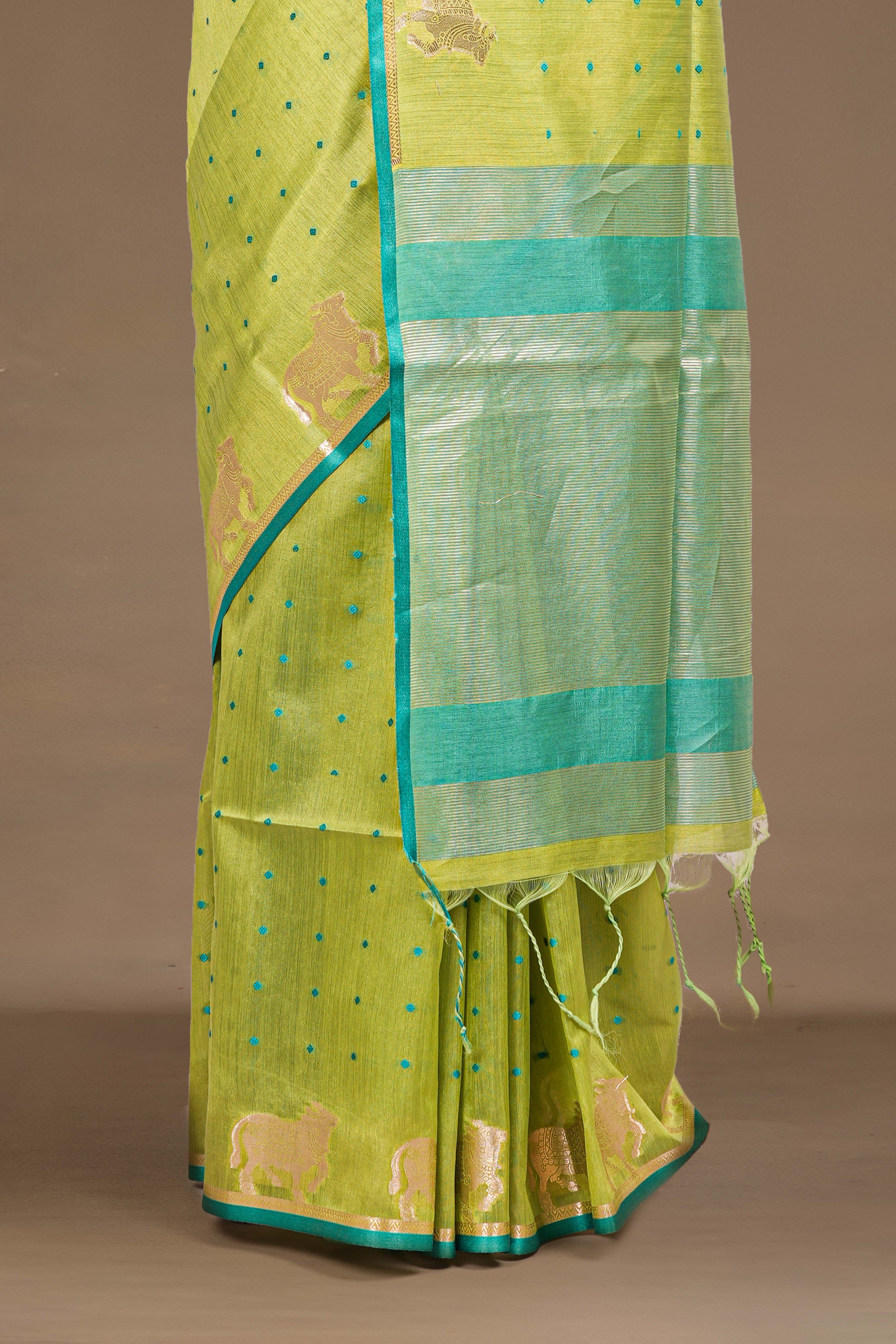 Heritage inspired look