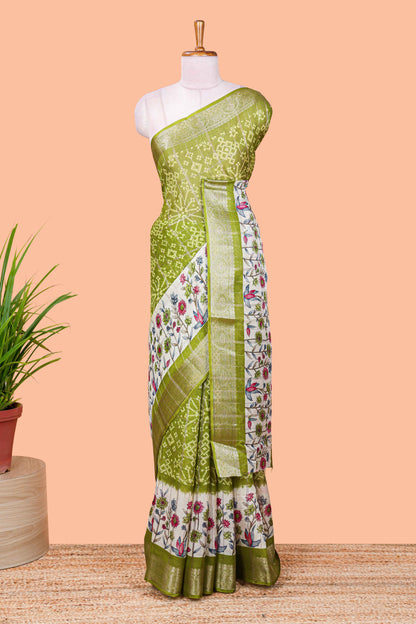 Ikkat floral pattern accents
