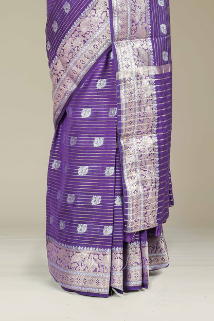 Intricate pallu detailing