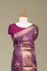 Jacquard border detailing saree