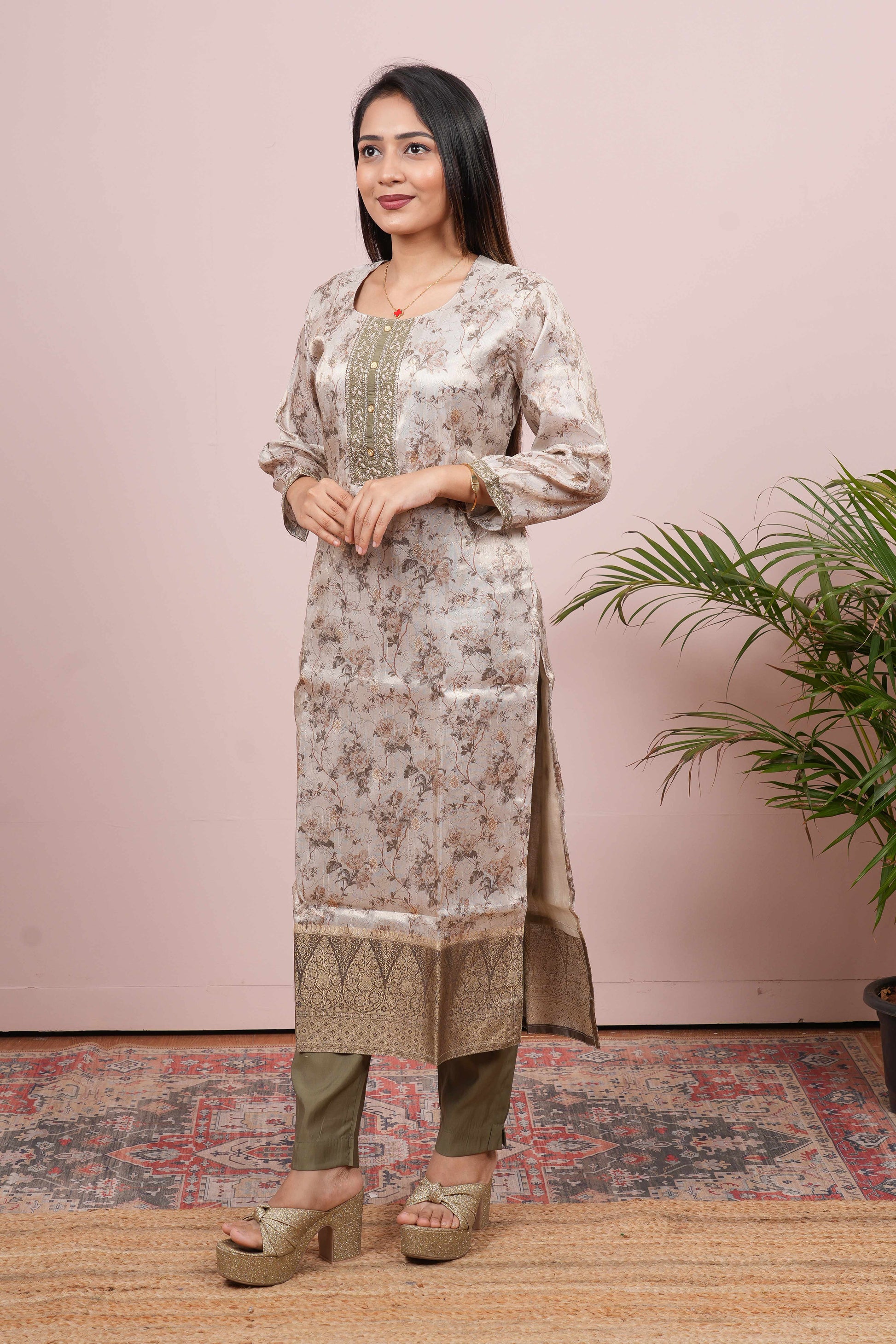 Jacquard festive traditional outfit