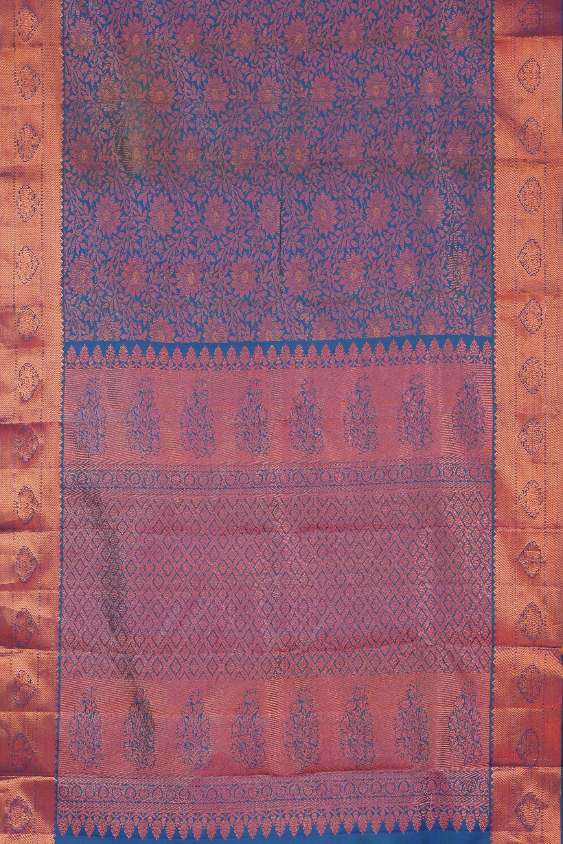 Jacquard woven pattu saree
