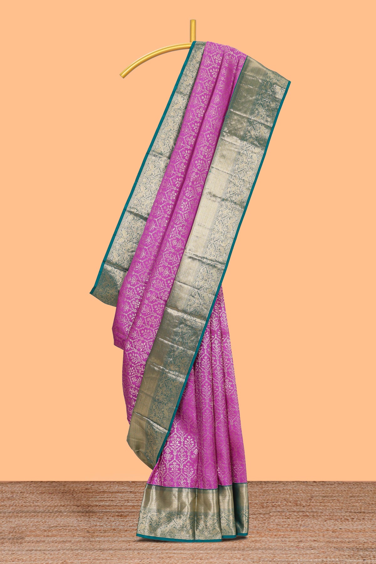 Magenta zari designed Kanchipuram silk saree with contrast zari border and zari work pallu comes with blouse