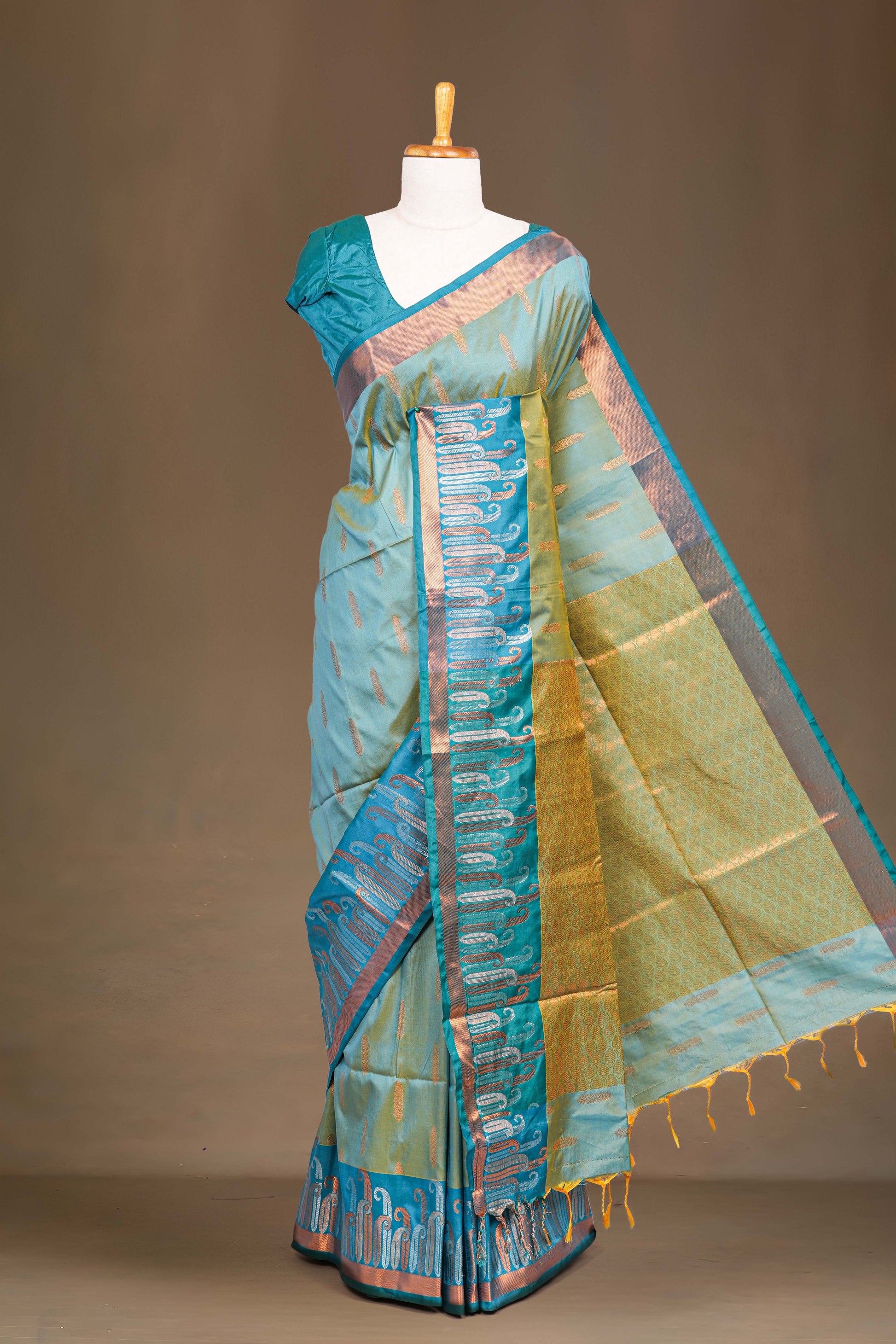 Kathan_silk_zari_weave_saree