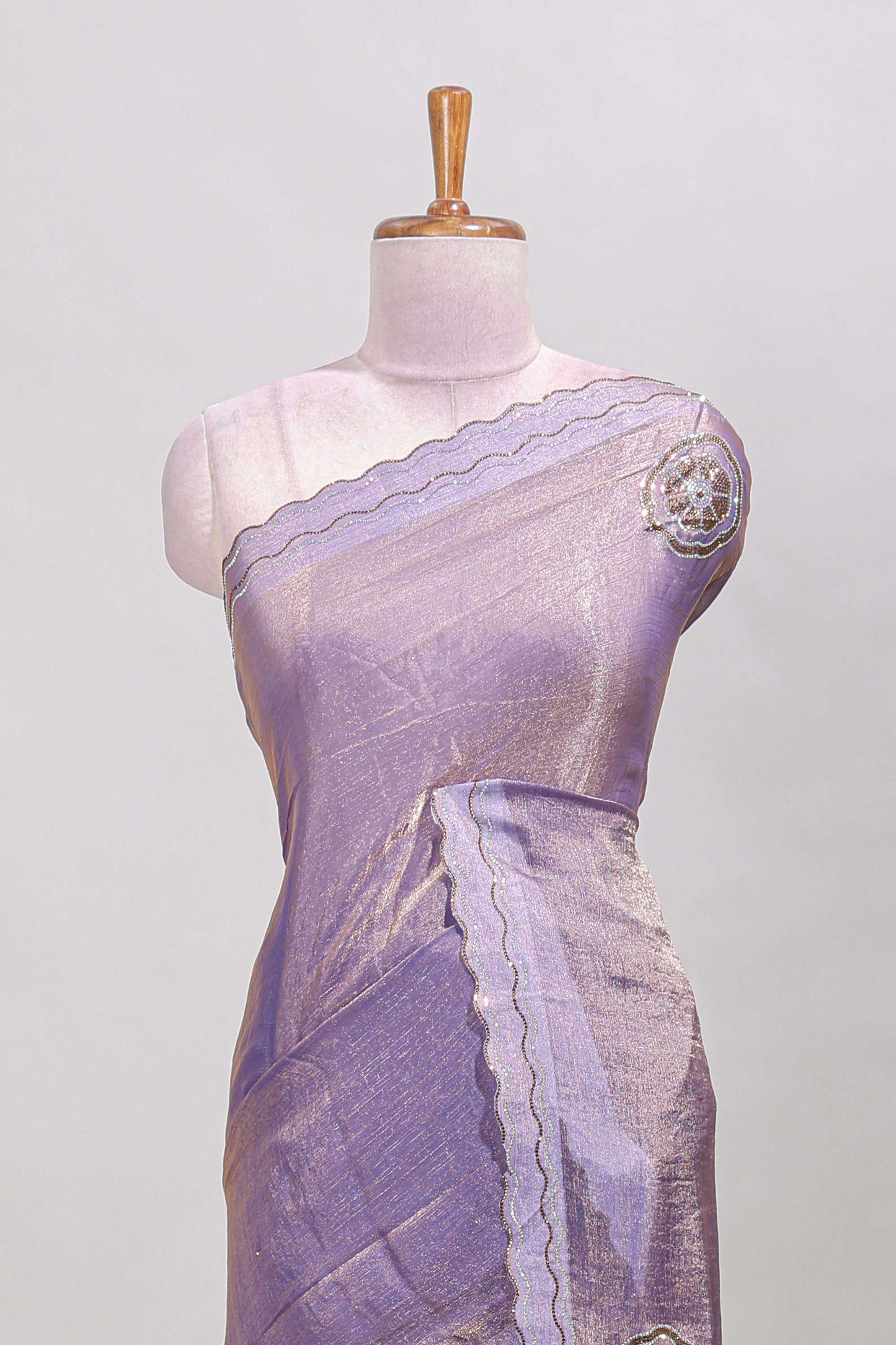 Lavender scallop border saree