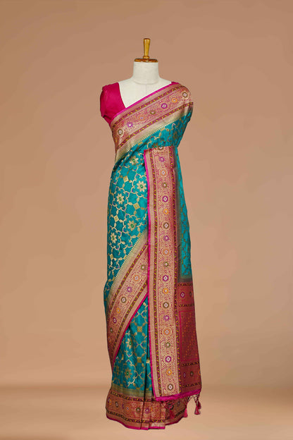 Lustrous festive fabric