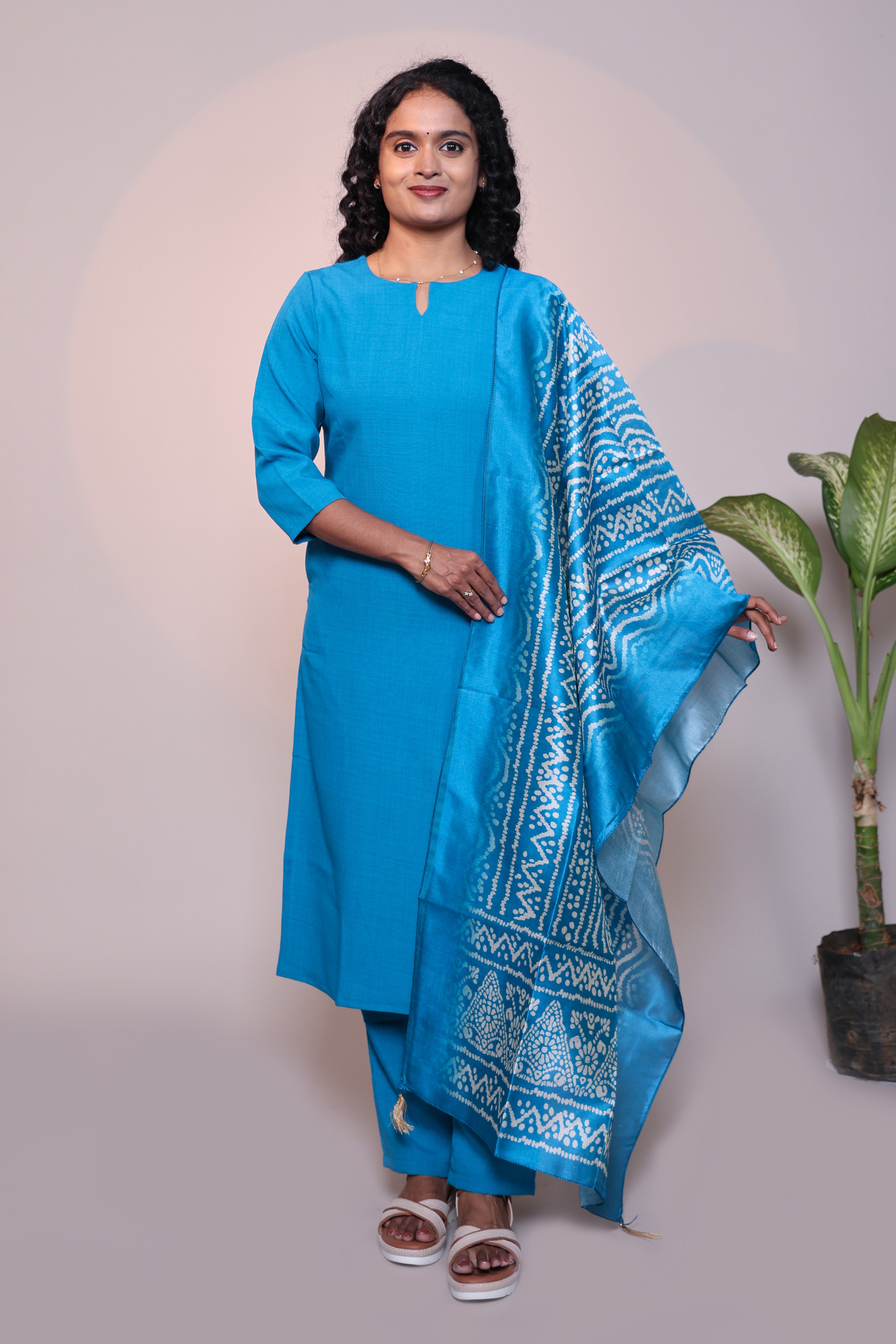 Blue plain 3/4 slevee salwar suit with matching pant and floral printed dupatta